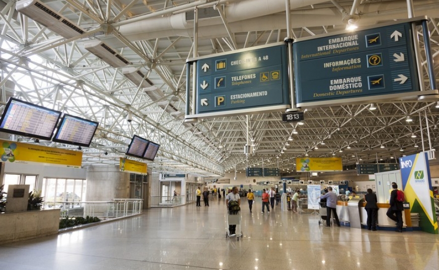 Aeroporto Internacional de Faro regista 44,2% de aumento no movimento de passageiros com aeroportos nacionais