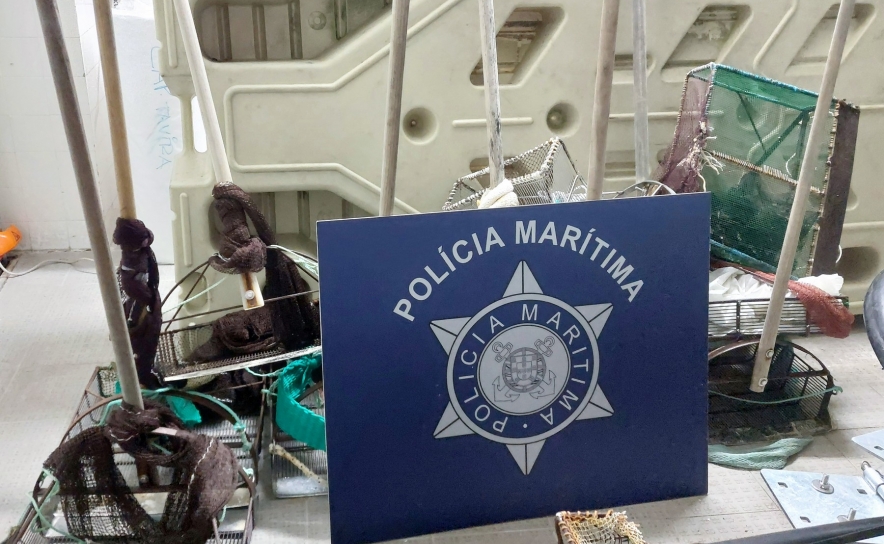 Polícia Marítima apreende nove artes de pesca em Tavira