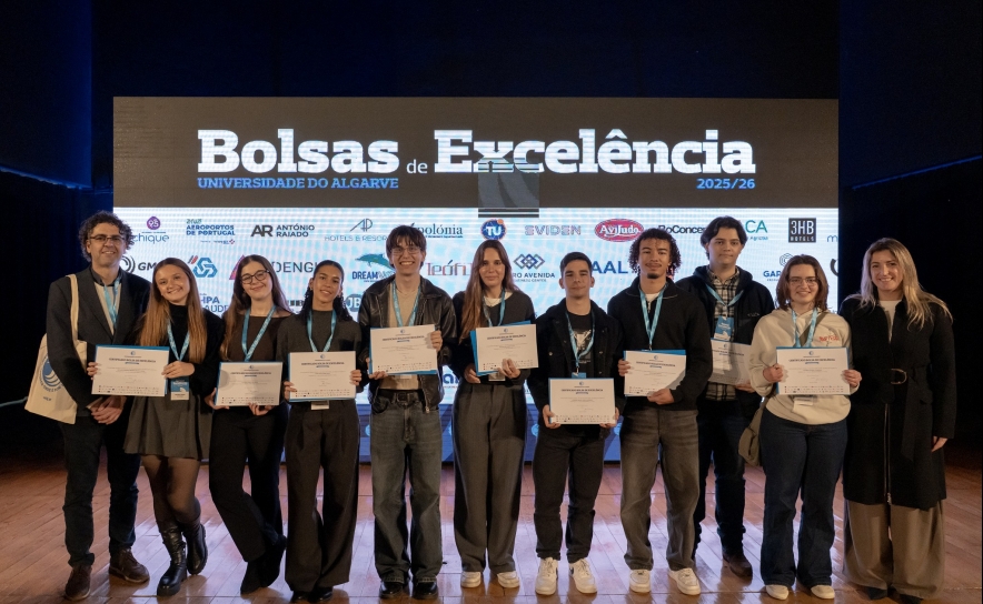 Município de Olhão felicita alunos distinguidos nas Bolsas de Excelência da Universidade do Algarve