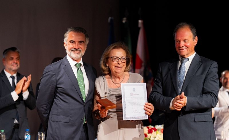 Medalha Maria Assunção Fernandez Santos
