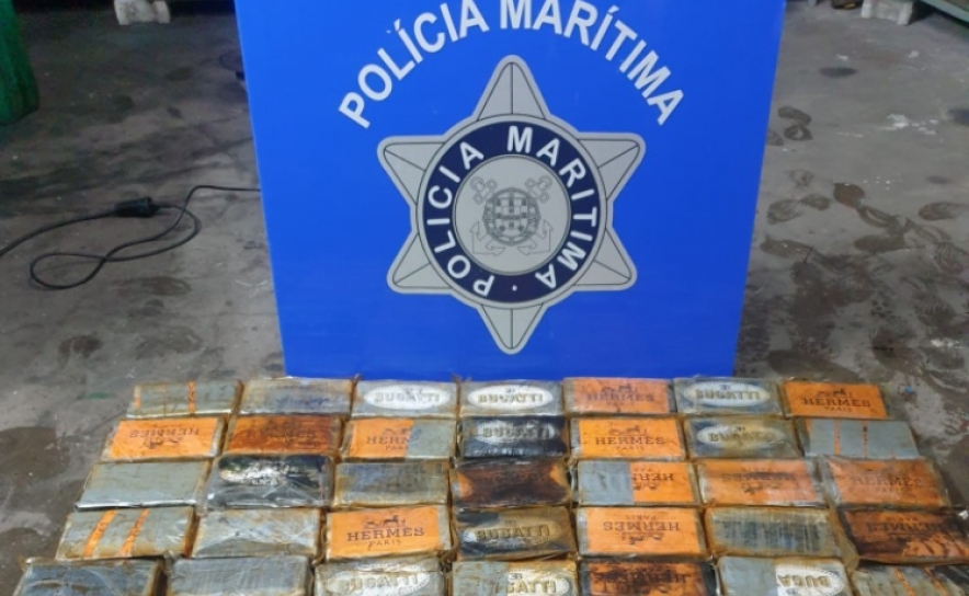 Polícia Marítima apreende 60kg de droga no porto de Sines