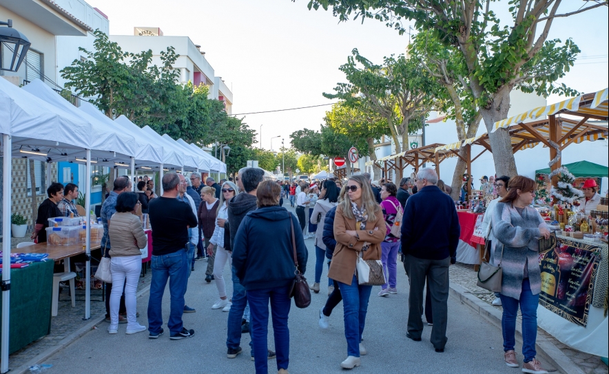 Mercado de Natal e Presépio de Rua animam quadra natalícia na Freguesia da Guia! 