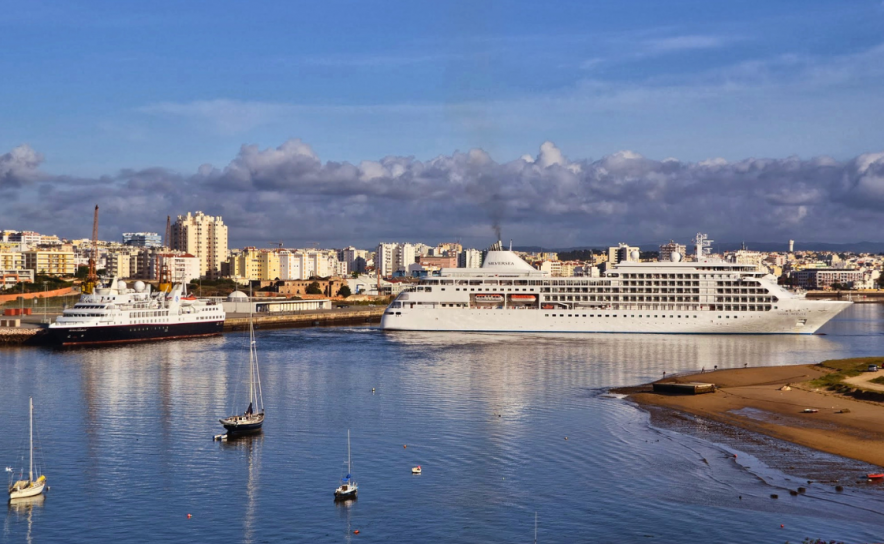 Concluídas as dragagens de manutenção no Porto de Portimão antes da data prevista