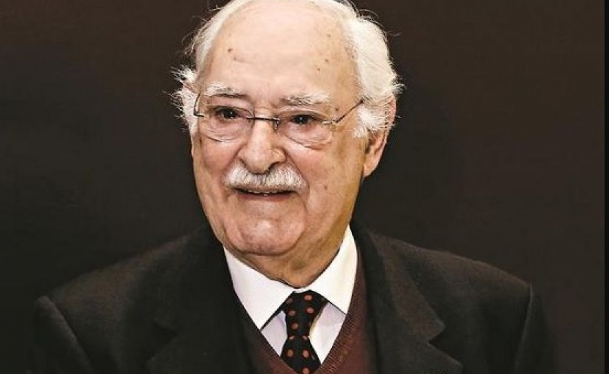 Ruy de Carvalho internado devido a AVC mas em situação estável