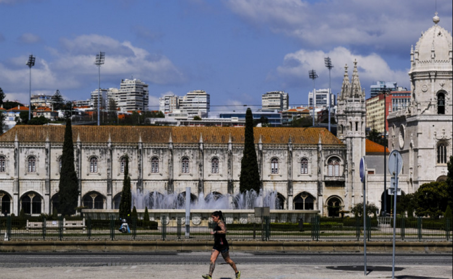 Terceira fase do desconfinamento em Portugal: o que muda a partir de hoje