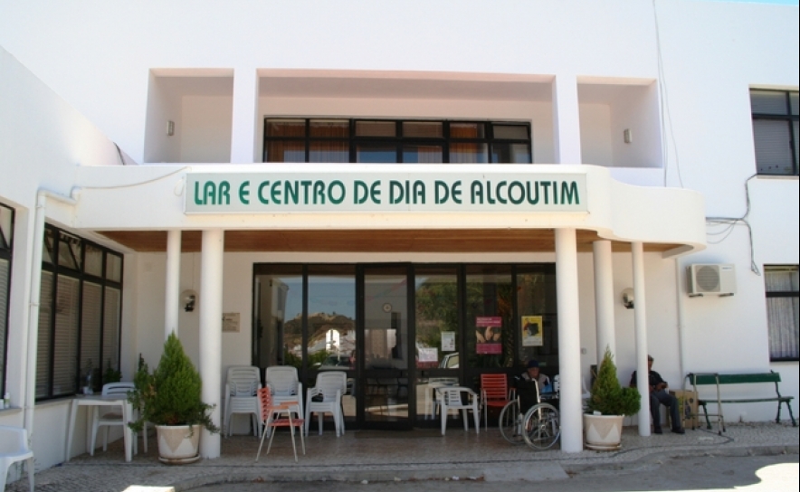 Câmara Municipal de Alcoutim atribuiu apoio a Lar dos Bombeiros Voluntários