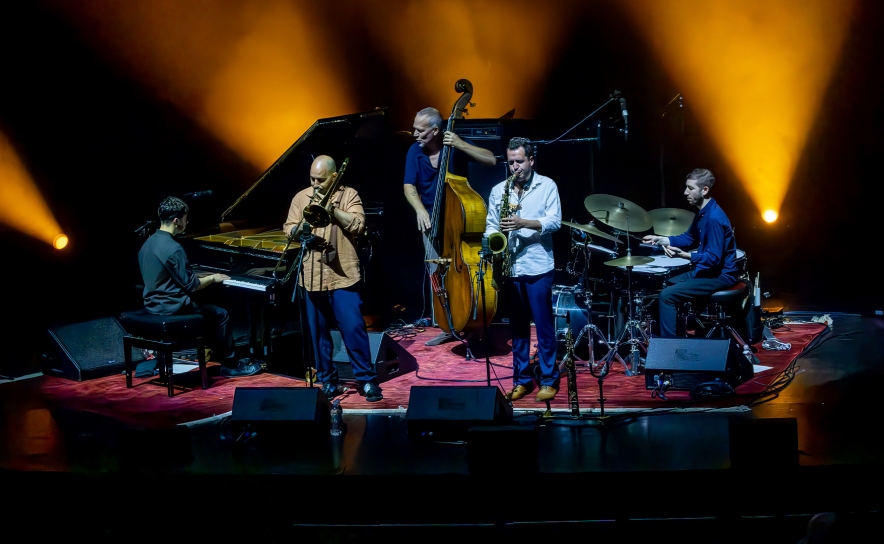 Avishai Cohen Quintet Avishai Cohen Quintet