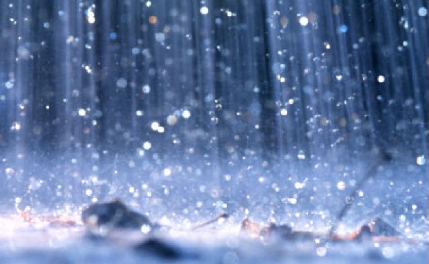 Chuva mantém-se em Portugal continental mas longe do temporal de domingo no Algarve