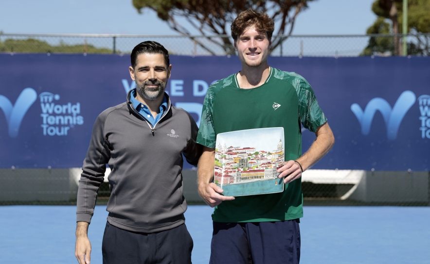 Daniel Reis com Toby Samuel