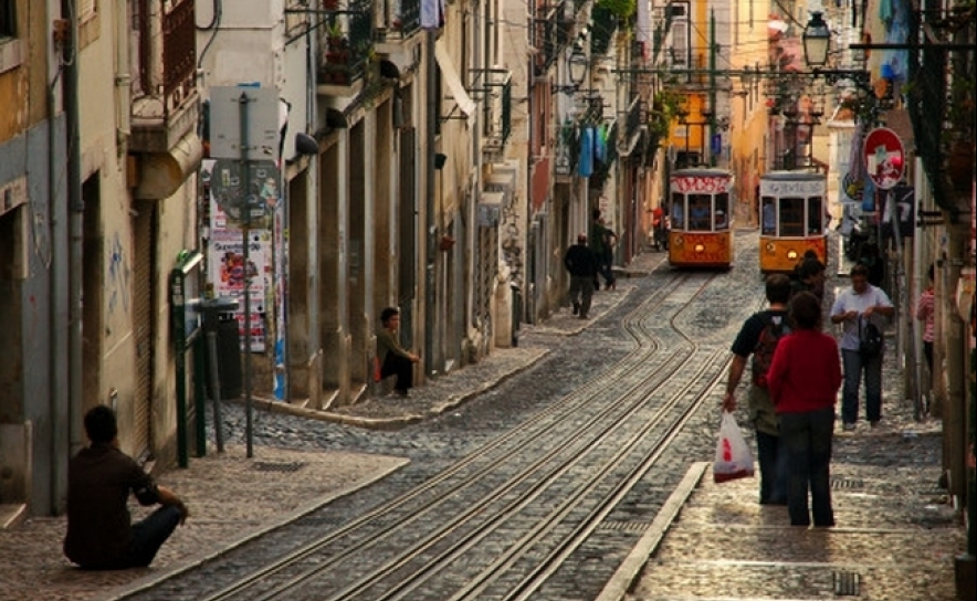 Alojamento local pode gerar impacto económico de 412ME este ano em Portugal 