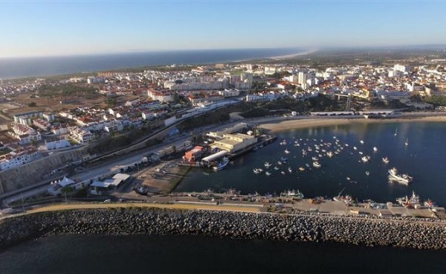 Docapesca investe 100.000 euros nos armazéns de aprestos do porto de pesca de Sines 