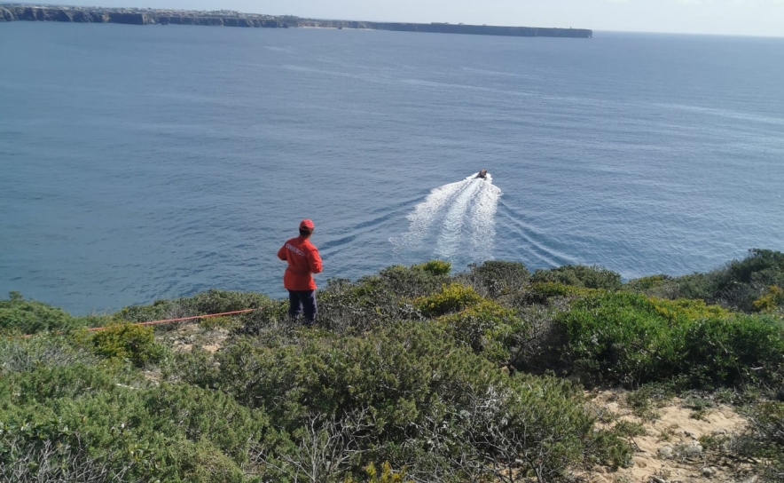 Resgatado pescador numa falésia junto ao Forte de Santo António de Belixe em Sagres