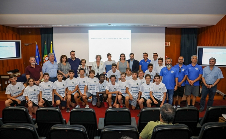 Clube Desportivo de Odiáxere recebe voto de louvor do Município