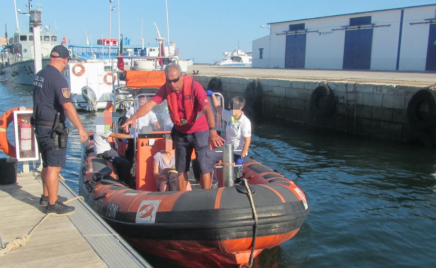 Autoridade Marítima Nacional efetua resgate de cidadão ao largo da Ilha da Culatra