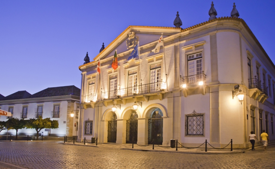 Proposta para reativar parquímetros em Faro vai à Assembleia Municipal