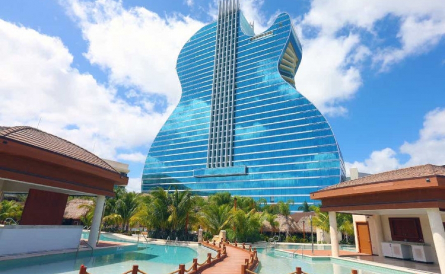 Primeiro hotel do mundo em forma de guitarra já abriu portas: assim é o projeto do Hard Rock