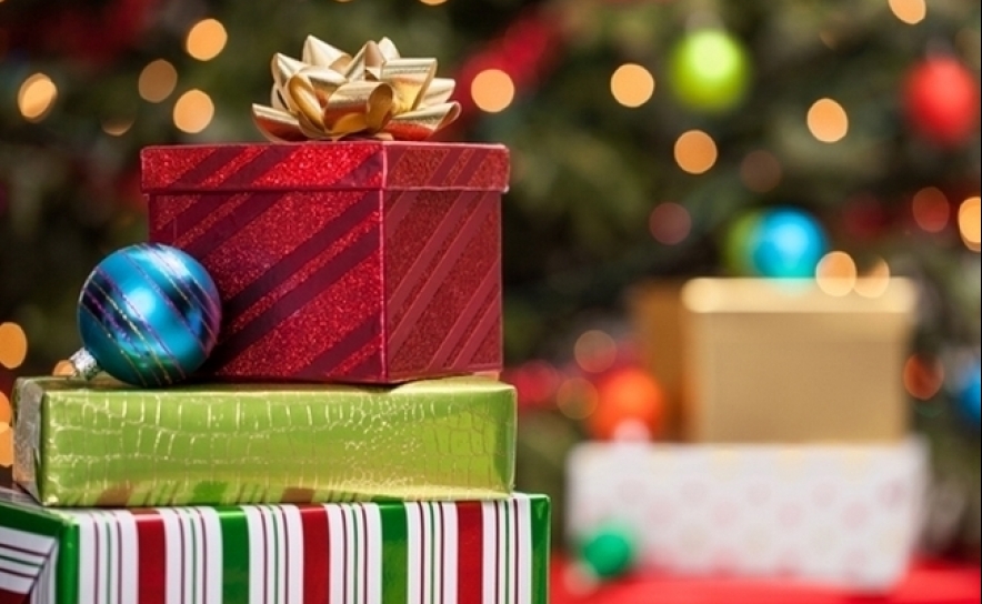Portugueses estimam gastar 372 euros nas compras deste Natal 