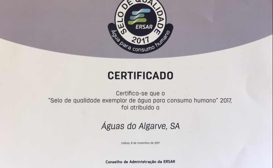 A Águas do Algarve foi distinguida com o «Selo de qualidade exemplar da água para consumo humano