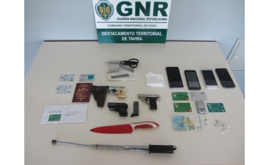Tavira e Vila Nova de Cacela – Detidos por posse de arma proibida e tráfico de estupefacientes