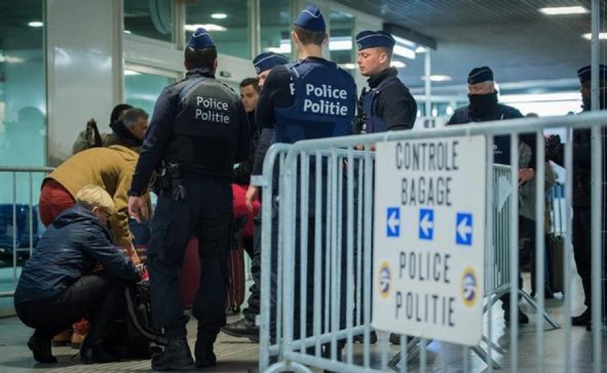 Explosão de duas bombas no aeroporto de Bruxelas e outra no Metro (em atualização)