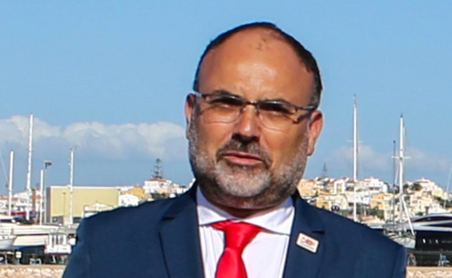 Álvaro Bila assume presidência da Câmara Municipal de Portimão