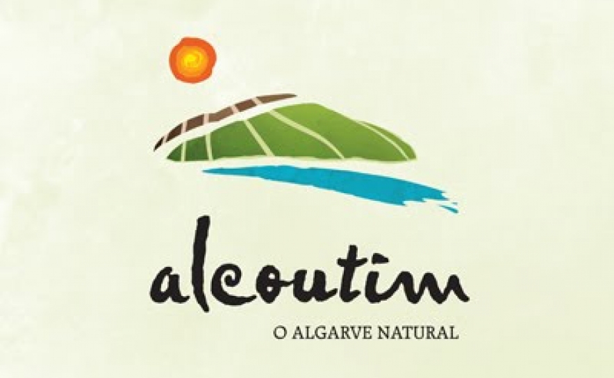 Alcoutim delega competências e transfere 210 mil euros para freguesias