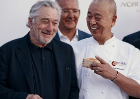 Robert De Niro traz a marca Nobu ao Algarve com novo projeto de luxo em Vila Nova de Cacela