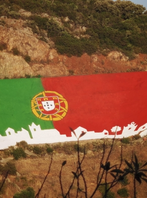 Juventude Altense renova bandeira de Portugal no Cerro da Galvana