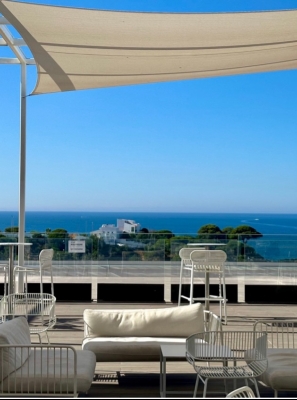 Albufeira: está de volta a música ao vivo no terraço com vista para o mar 