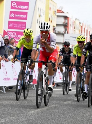 Tomás Contte vence ao sprint em Torres Vedras e Tiago Antunes veste a Amarela do Troféu Joaquim Agostinho 