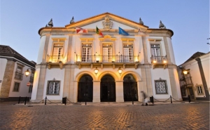 MUNICÍPIO DE FARO INVESTE MAIS DE 830 MIL EUROS EM OBRAS DE PINTURA NAS ESCOLAS DO CONCELHO