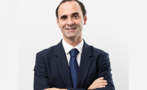 O «cheque-ensino» da golden share estatal para Ricardo Araújo Pereira