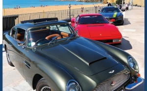 «ALBUFEIRA CLASSICS» TRAZ DEZENAS DE  AUTOMÓVEIS CLÁSSICOS ÀS RUAS DA CIDADE