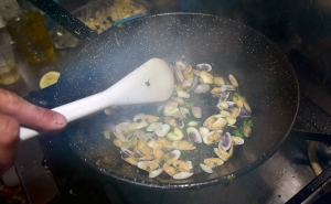 MÚSICA E GASTRONOMIA ANIMAM PETISCOS DO PESCADOR EM QUARTEIRA