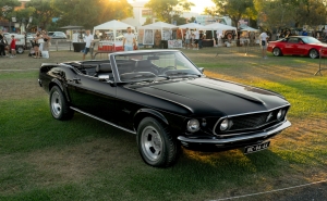 Encontro Comemorativo do Ford Mustang em Faro: Celebração do 61º Aniversário do Ícone Automobilístico