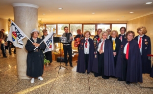 GRUPOS DE JANEIRAS DO CONCELHO DE ALBUFEIRA CANTARAM OS REIS AO EXECUTIVO E AOS FUNCIONÁRIOS DO MUNICÍPIO  