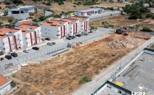 Município de Lagoa inicia a empreitada de construção de habitação em Porches
