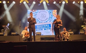 Fado com João Leote e Helena Candeias no 2º dia dos Petiscos do Pescador em Quarteira 