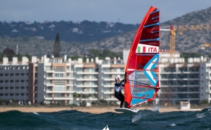 ESTRELAS DA VELA BRILHAM NO CAMPEONATO DO MUNDO DE VELA DA JUVENTUDE EM VILAMOURA
