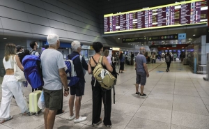 Passageiros nos aeroportos sobem 2,0% em agosto para 7,9 milhões