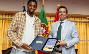 GERSON BALDÉ RECEBIDO EM ALBUFEIRA PELO PRESIDENTE DA CÂMARA MUNICIPAL