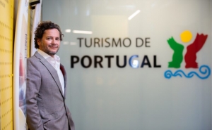 Luís Araújo sai. Carlos Abade é o novo presidente do Turismo de Portugal