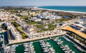 Grupo Mercan Properties assinala a construção do projeto Lagos Marina Hotel com cerimónia de «primeira pedra»