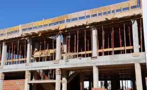 Construtoras com atividade estável – mas falta de mão de obra persiste