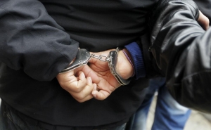 Detido por posse de arma ilegal e arma proibida em Albufeira