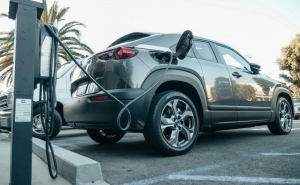 Quanto custa a licença para operar em pontos de carregamento elétrico?