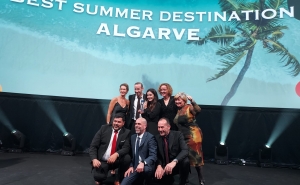 ALGARVE ELEITO «MELHOR DESTINO DE VERÃO» NOS IRISH TRAVEL INDUSTRY AWARDS 2025