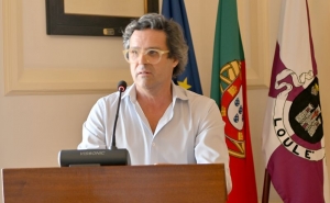 ALGARVE EM EMERGÊNCIA HABITACIONAL: QUANDO OS AUTARCAS NÃO PODEM DECIDIR, NÃO HÁ DEMOCRACIA