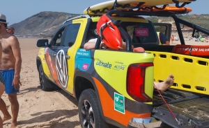 Auxiliadas três pessoas na praia da Amoreira em Aljezur