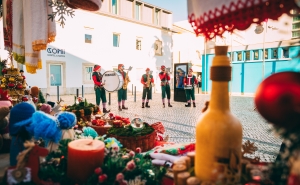 Rua de Natal de Quarteira traz mercadinho e animação de rua